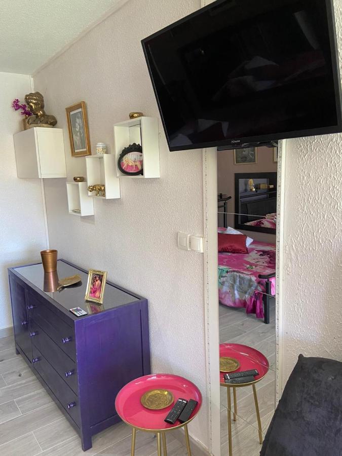 אגדה Purple Secret Naturiste מראה חיצוני תמונה